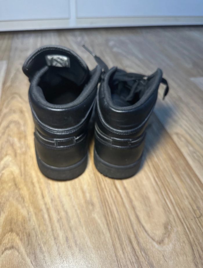 Jordan mid 1 - photo numéro 3