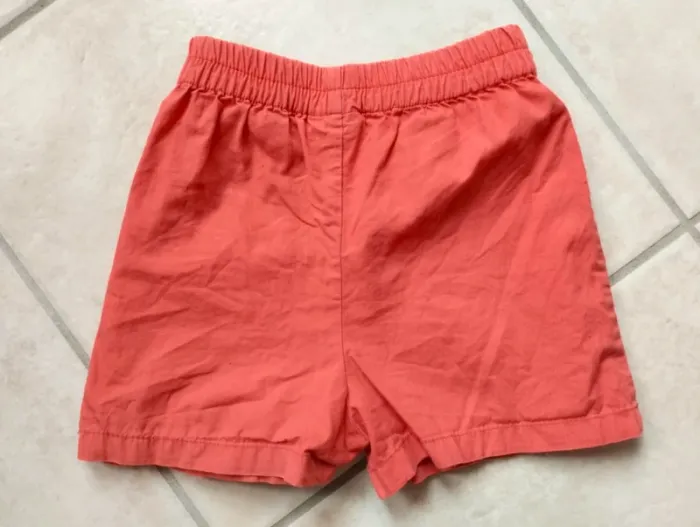 Short - 3 ans - photo numéro 2
