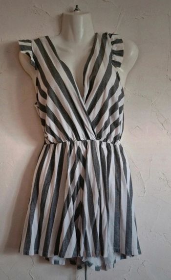Superbe combi short -belle rayures-taille M