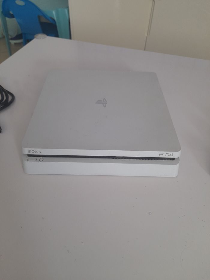 PlayStation 4 - photo numéro 7