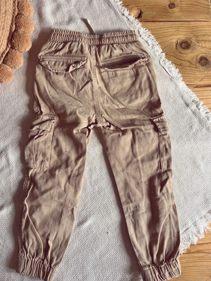 Pantalon cargo beige Kiabi 4 ans - photo numéro 3