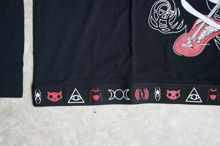 T-shirt manches longues Emily the Strange - taille S - photo numéro 4