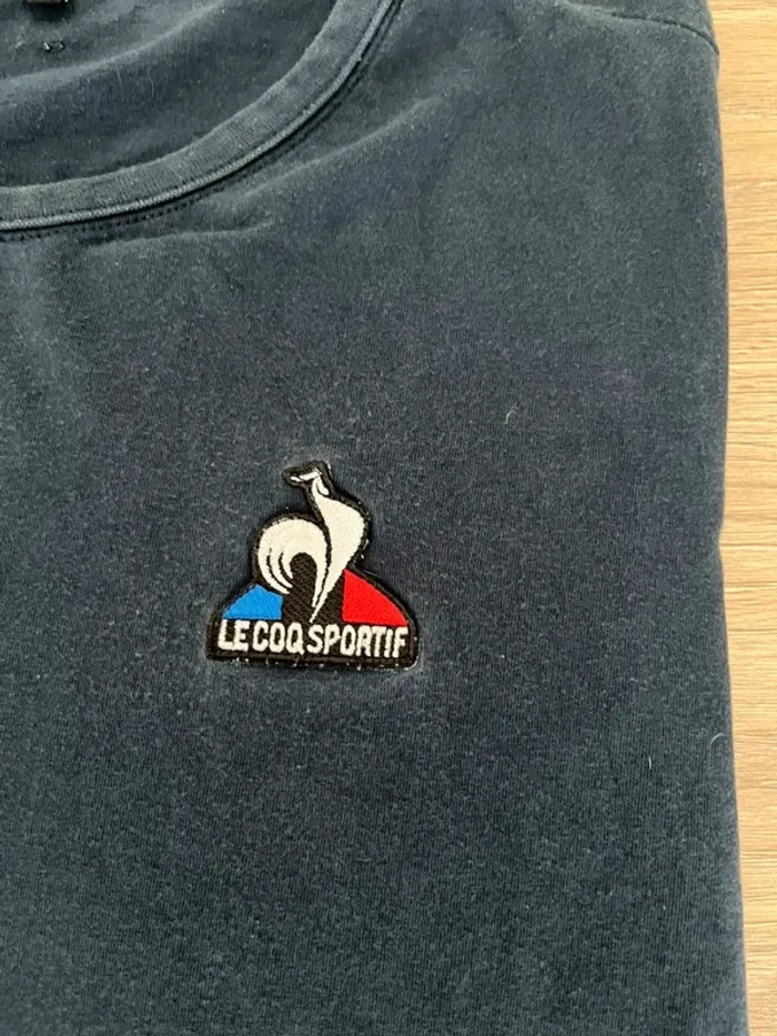 T-shirt bleu avec logo brodé original - photo numéro 2