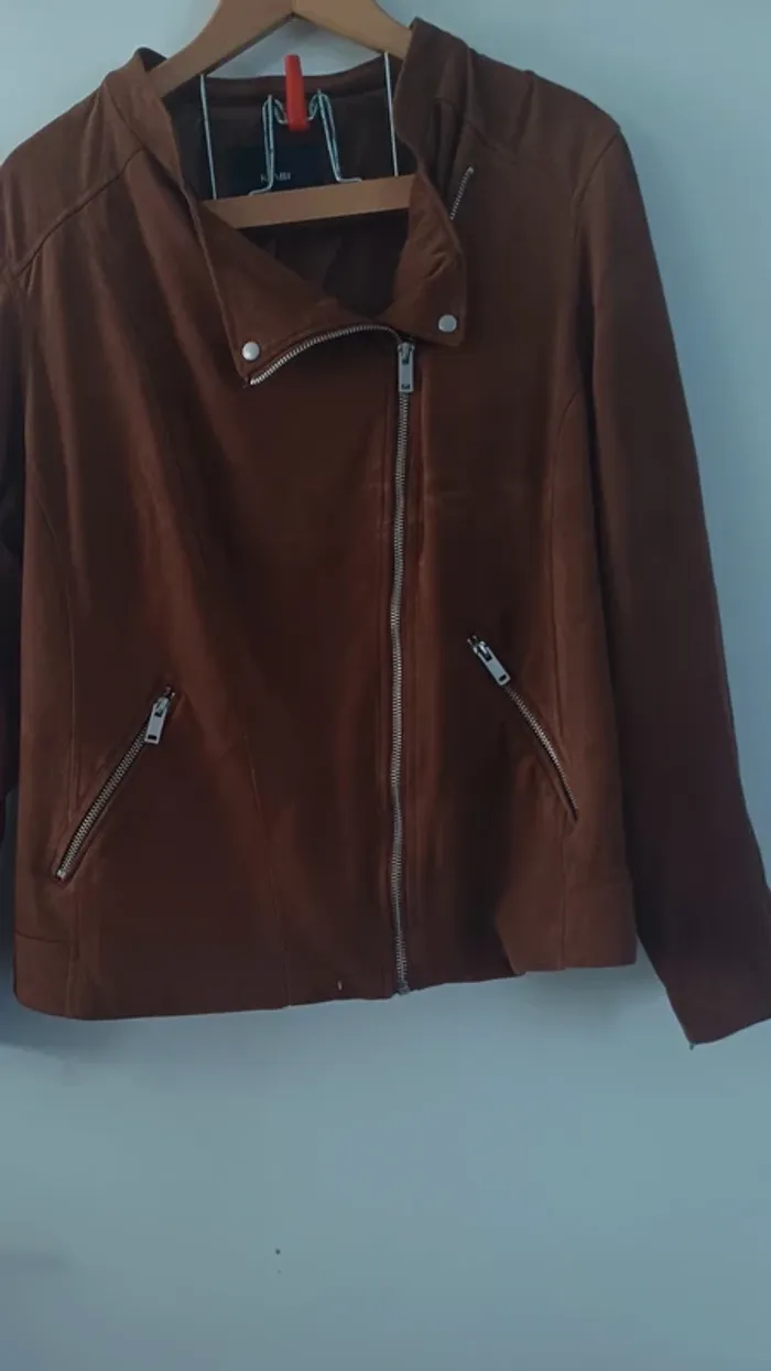 Veste suédine marron foncé taille 44 Kiabi