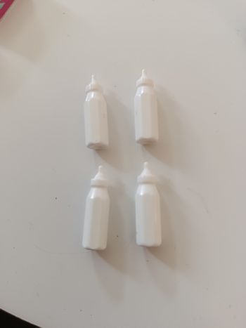 Lot de biberons barbie vintage