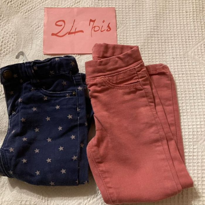 Lot de jeans en 24 mois