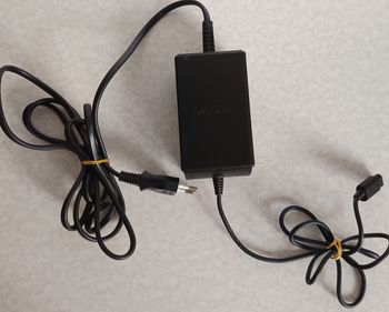 CHARGEUR ALIMENTATION CONSOLE ORIGINAL NINTENDO GAME CUBE Complet