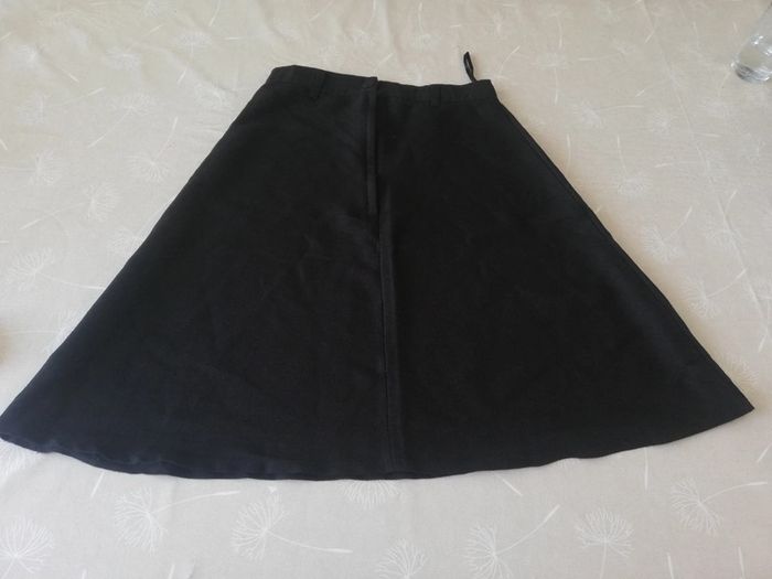 Jupe trapèze noir taille 36 - photo numéro 3