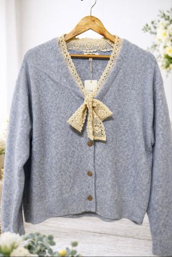 Cardigan vintage à dentelle