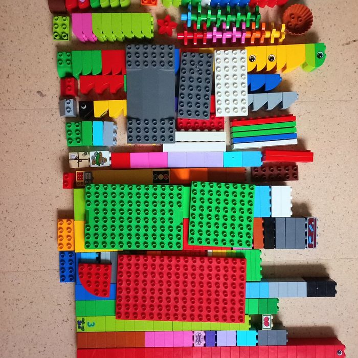 Jeu de construction  lot 435 Lego Duplo multicolores et plaques - photo numéro 4