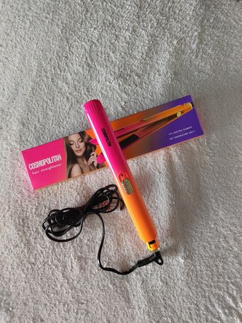 Lisseur néon cosmopolitan