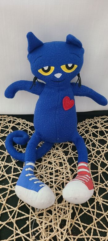 Peluche Pete le chat bleu par James Dean