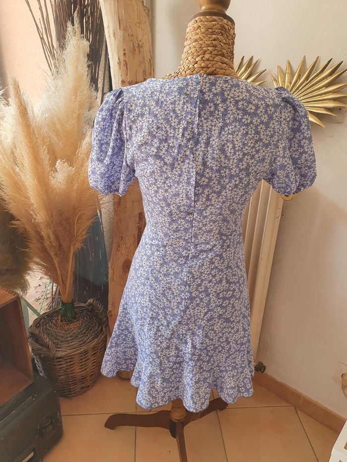 Robe à fleurs - photo numéro 3