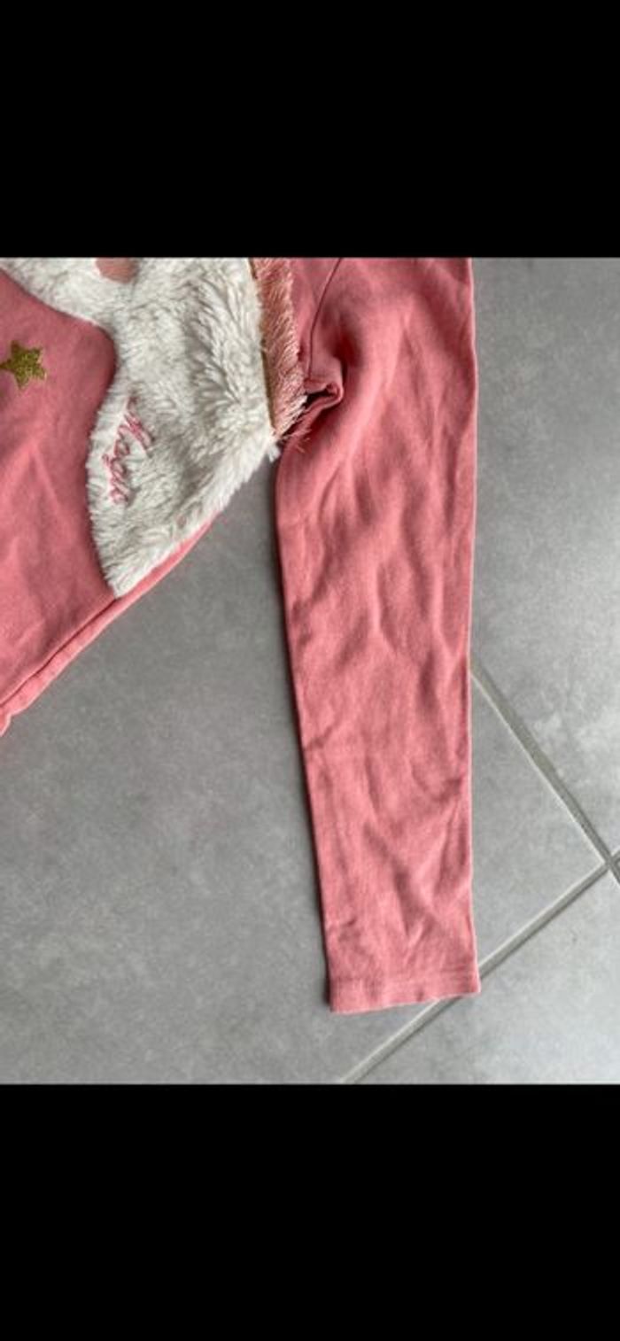 Pull Licorne Kiabi 10 ans - photo numéro 7