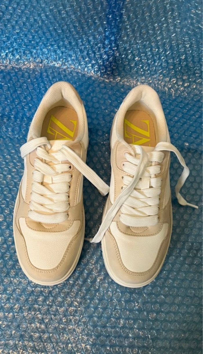 baskets ZARA beige brown blanc - photo numéro 3
