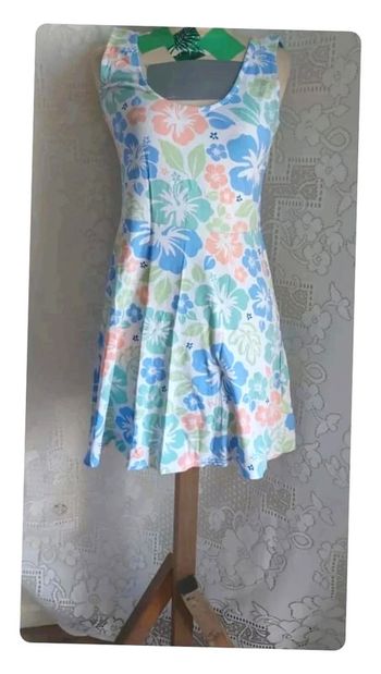Robe d'été C&A à fleurs, coupe évasée, en très bon état, taille XL