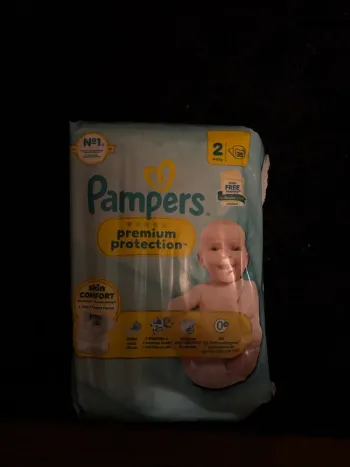 Couches prenuim pampers diapers t 2