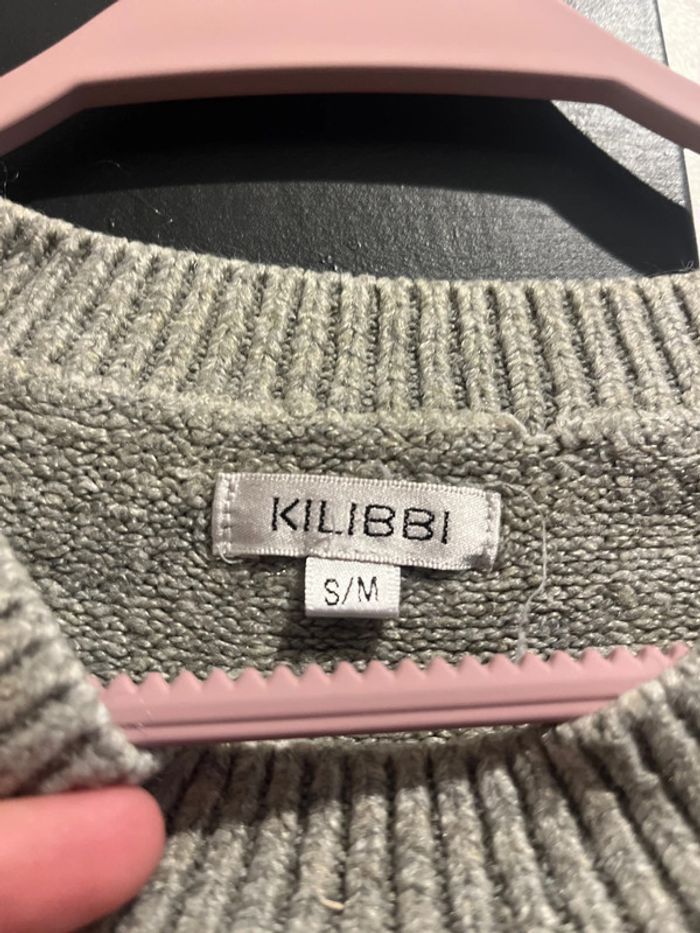 Pull gris - photo numéro 2