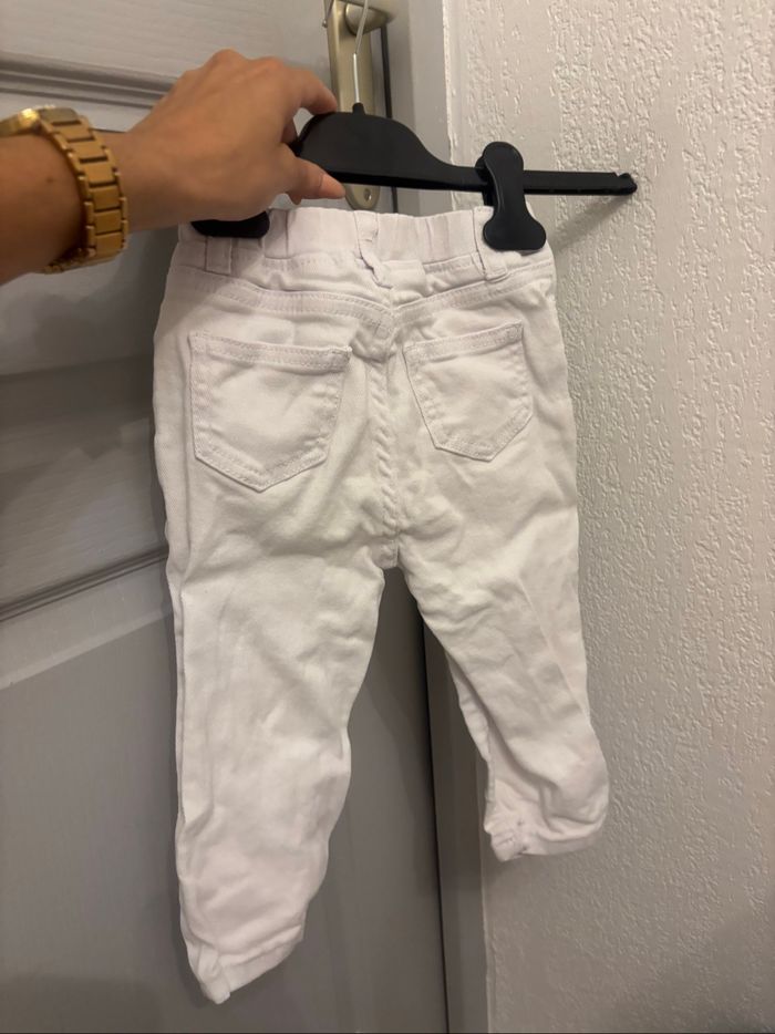 Jean skinny blanc shein 12/18 mois - photo numéro 3