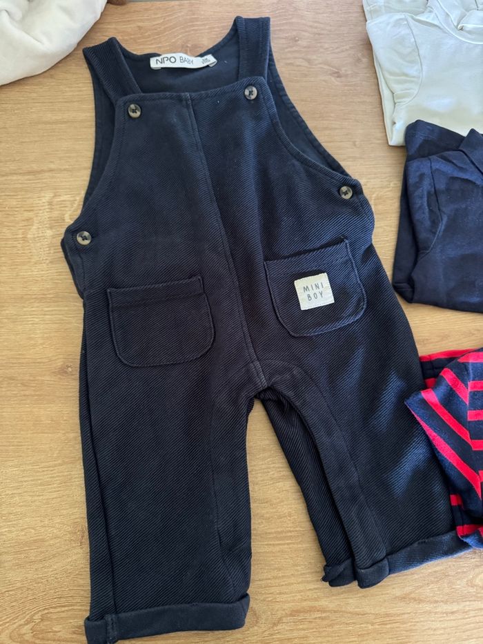 Lot de vêtements 4 pièces - 6 mois - photo numéro 2