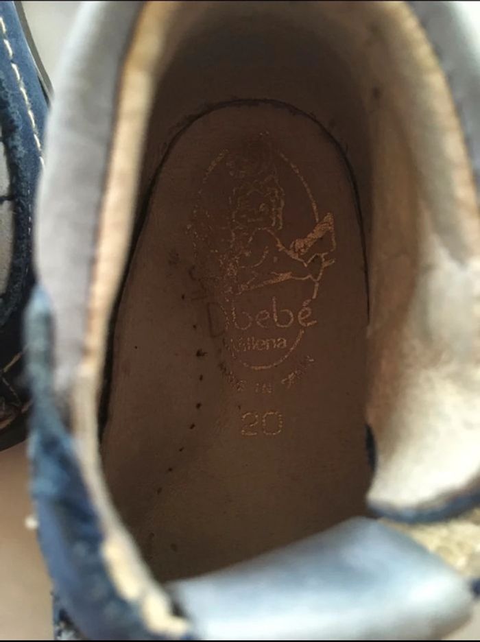 Chaussure neuve d’bebe villena pointure 20 - photo numéro 3