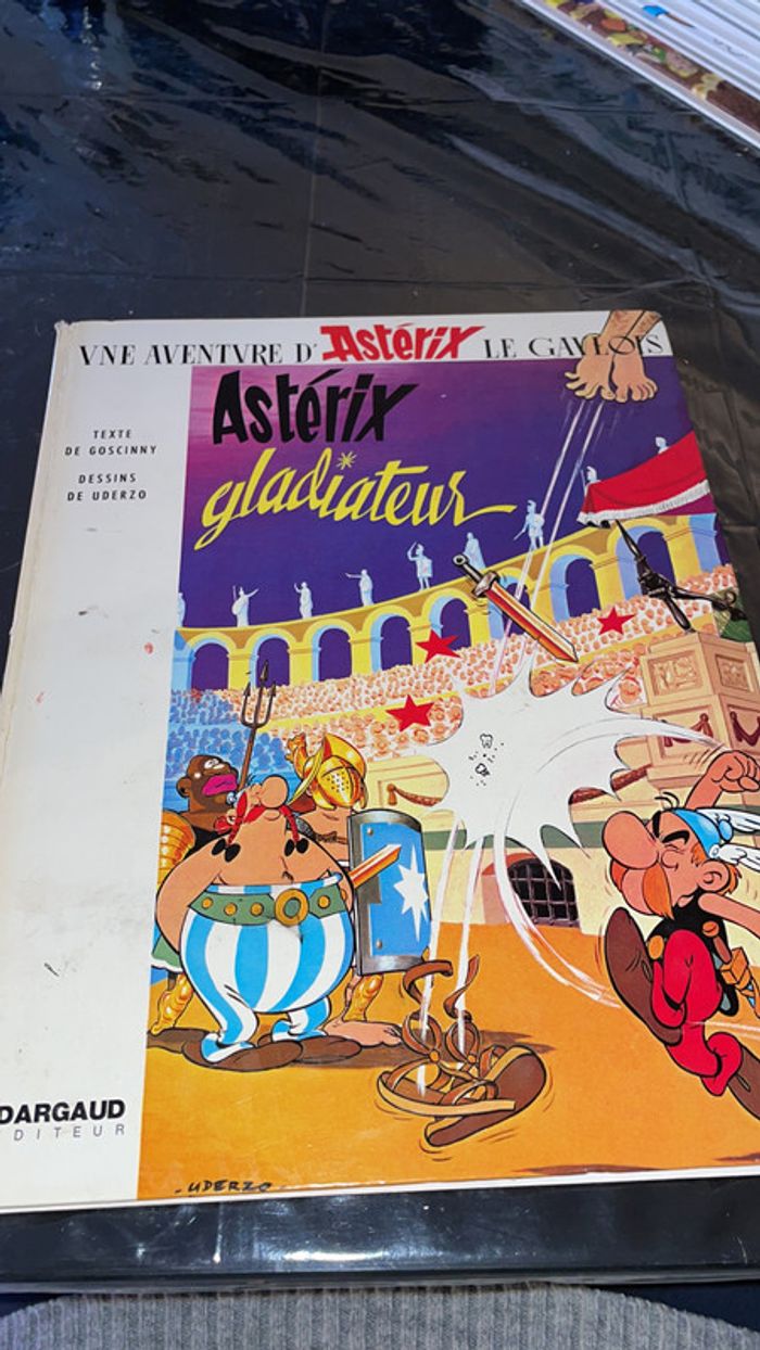 Bande dessinée Astérix gladiateur