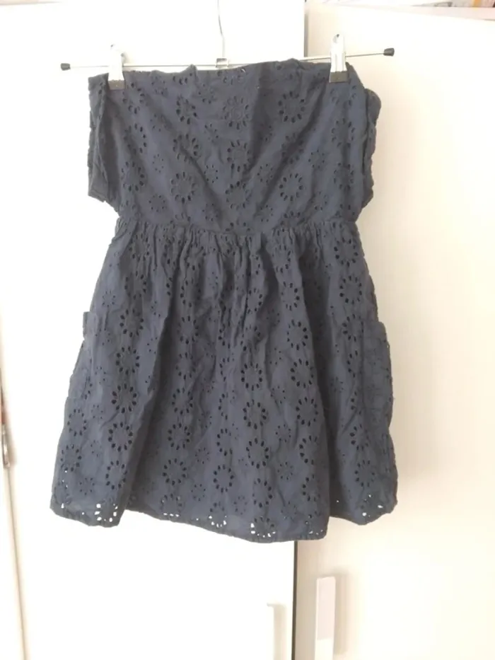 Robe dentelle anglaise verbaudet t7ans - photo numéro 6