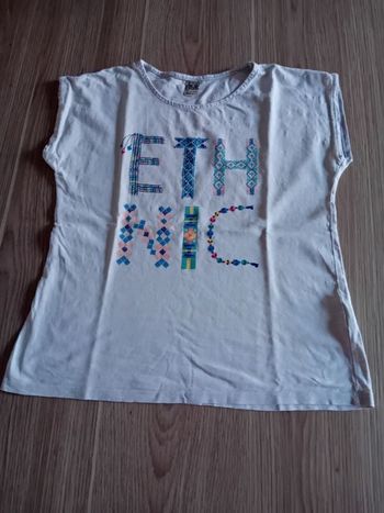 Tee-shirt tape à l'œil