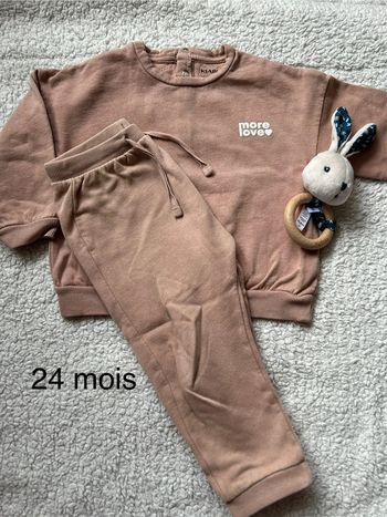 Ensemble fille 24 mois