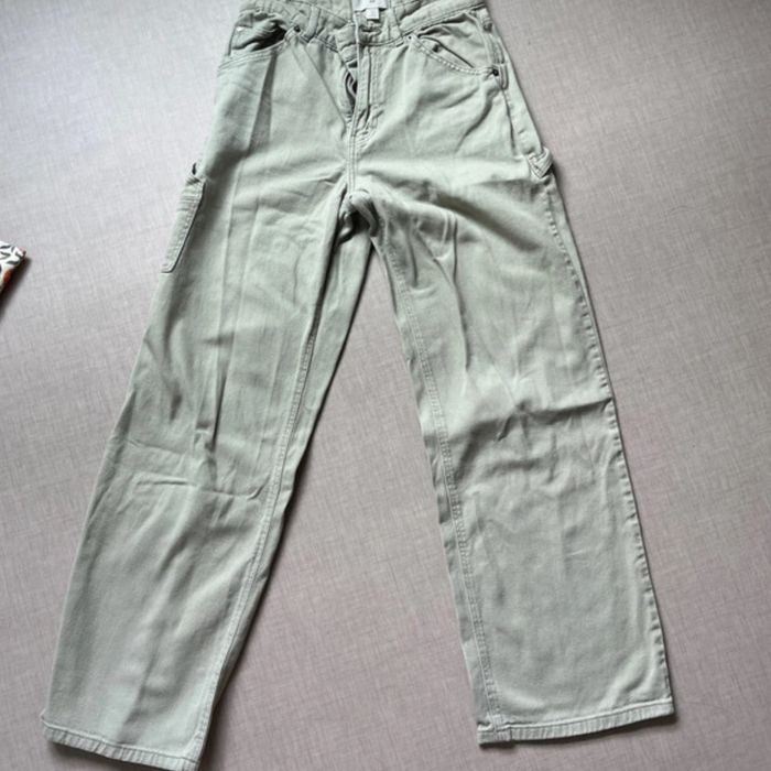 Jean vert kaki H&M en 34 - photo numéro 2