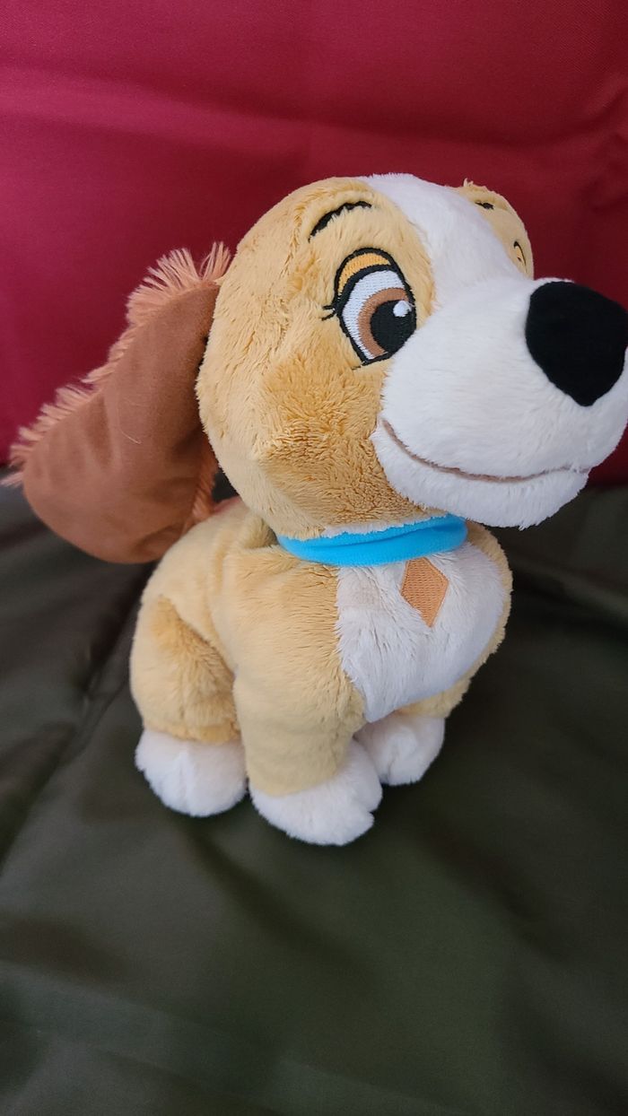 Peluche plush Teddy doudou chien dog Disney belle clochard