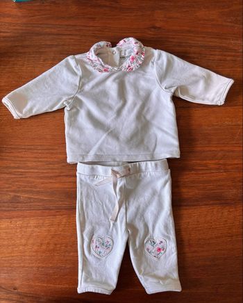 Tenue 1 mois ORCHESTRA. 