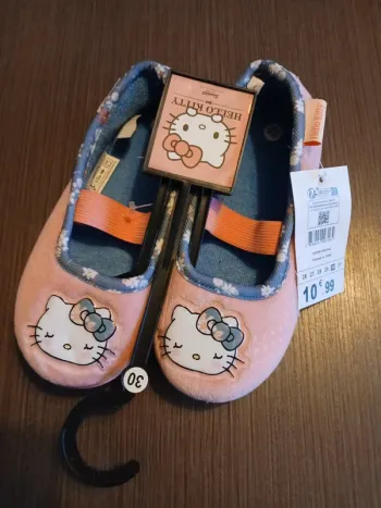 Chaussons fille hello kitty 30