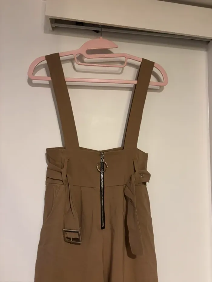 Pantalon camel à bretelles et ceinture – Taille XS - photo numéro 4