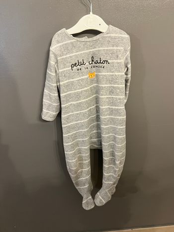 Lot de 8 pyjamas 9 mois