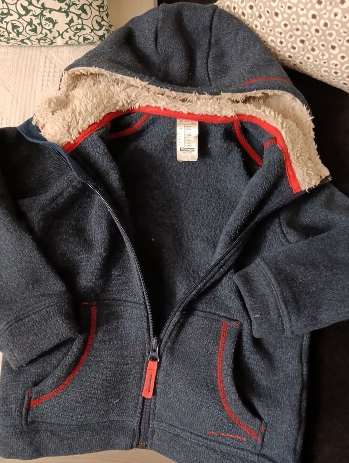 Une veste, un coupe vent - photo numéro 3