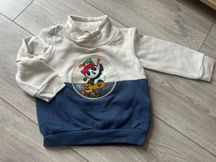 Pull bleu et blanc
