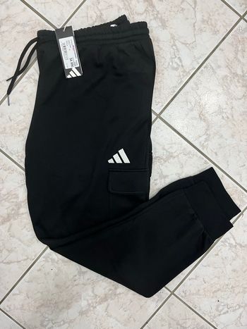 Pantalon Adidas neuf