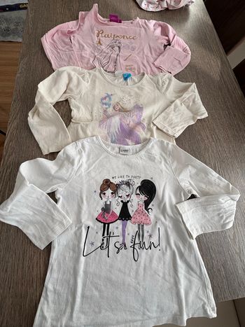 Lots trois t-shirt manches longues 