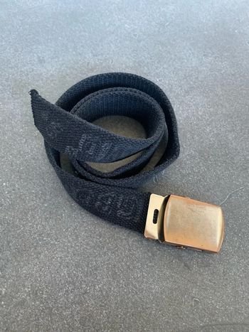 Ceinture noire et grise