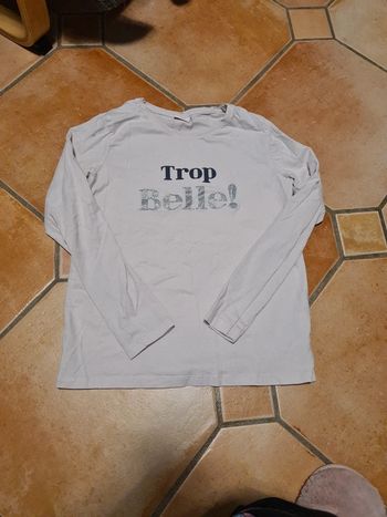 Manche longue tape à l'œil