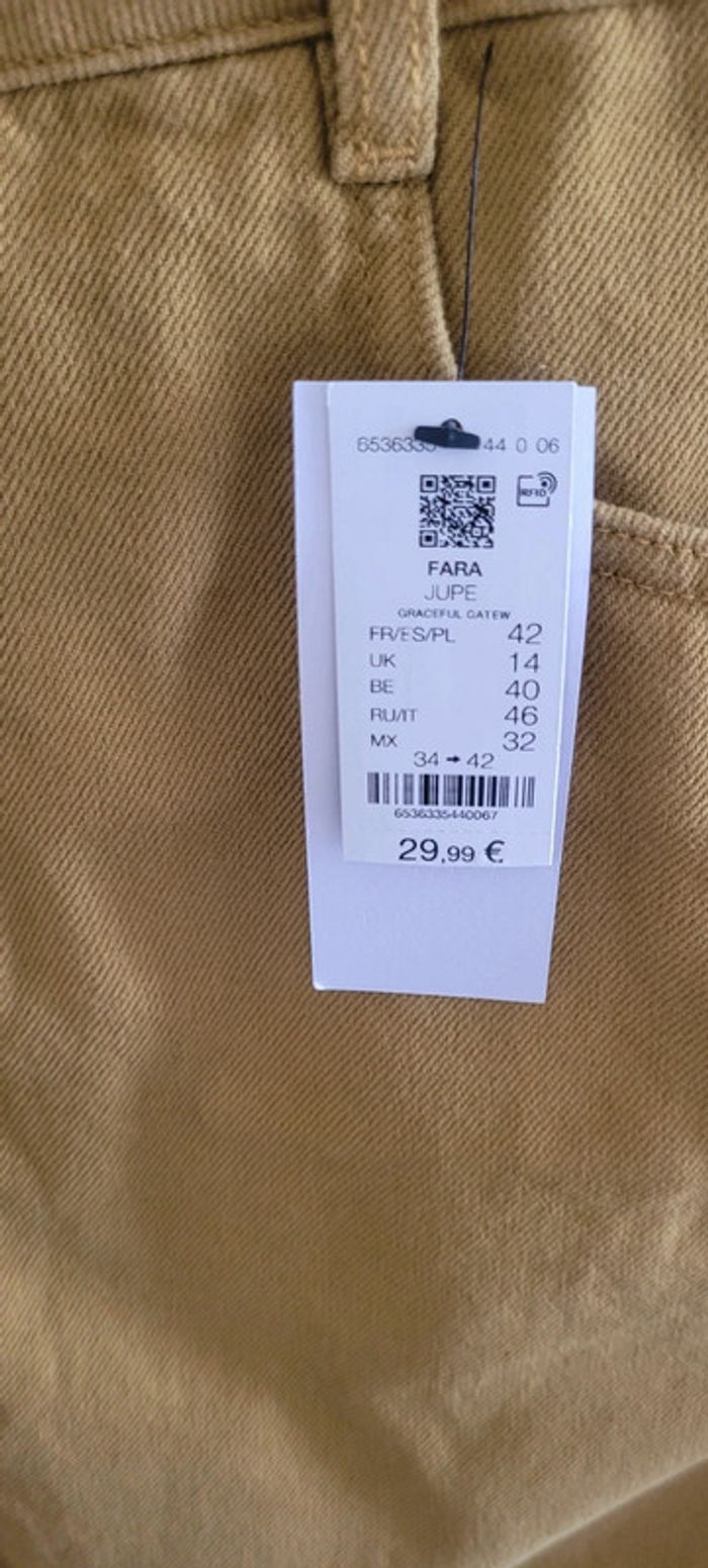 Jupe Etam Taille 42 - photo numéro 2