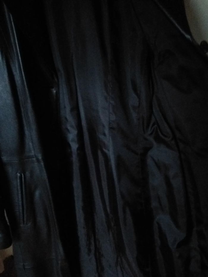Manteau long en cuir - photo numéro 7