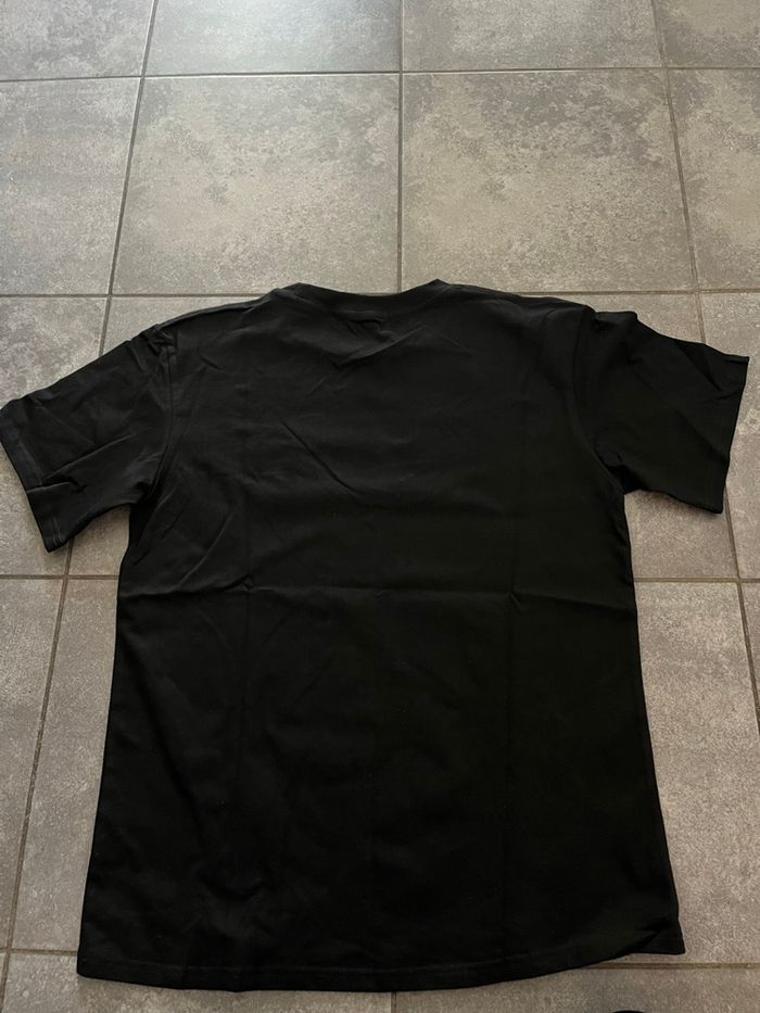 T-Shirt stone island - photo numéro 2