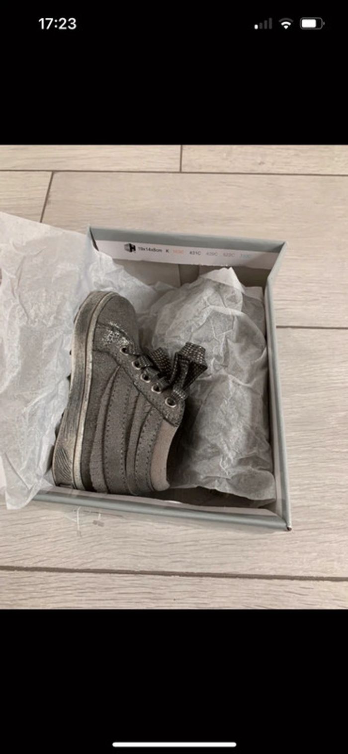 Chaussure neuve - photo numéro 7