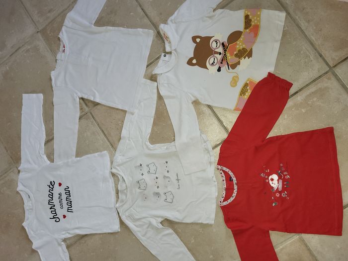Lot 5 t-shirts fille 18 mois