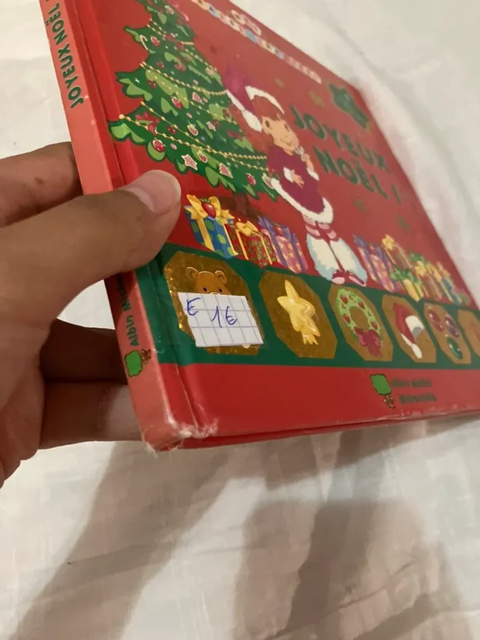 Livre enfant – Joyeux Noël Charlotte aux fraises - photo numéro 2
