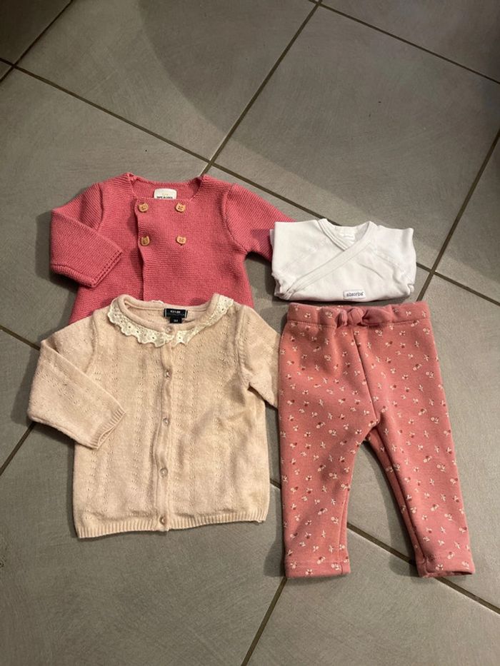 Gilets taille 3 mois