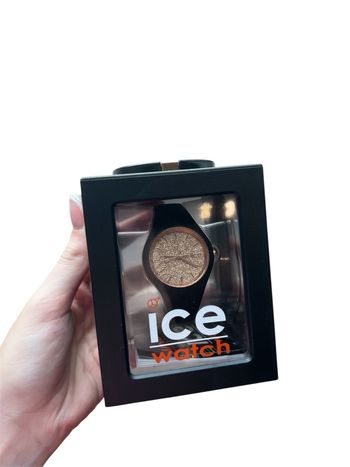 Montre ice watch bracelet noir et intérieur rose gold à paillettes