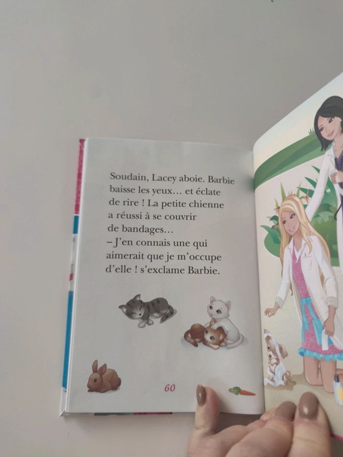Livre barbie vétérinaire neuf - photo numéro 3